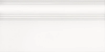 Плинтус Беллони белый матовый обрезной 20x40x1,6